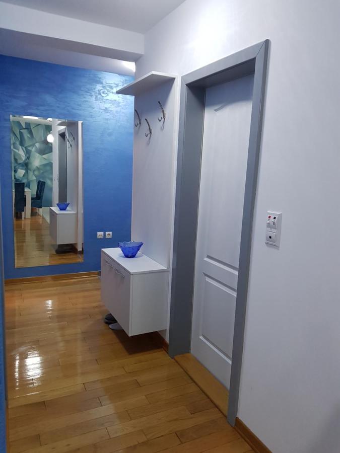 Apartman Kej Blue Free Parking Kraljevo Exterior foto